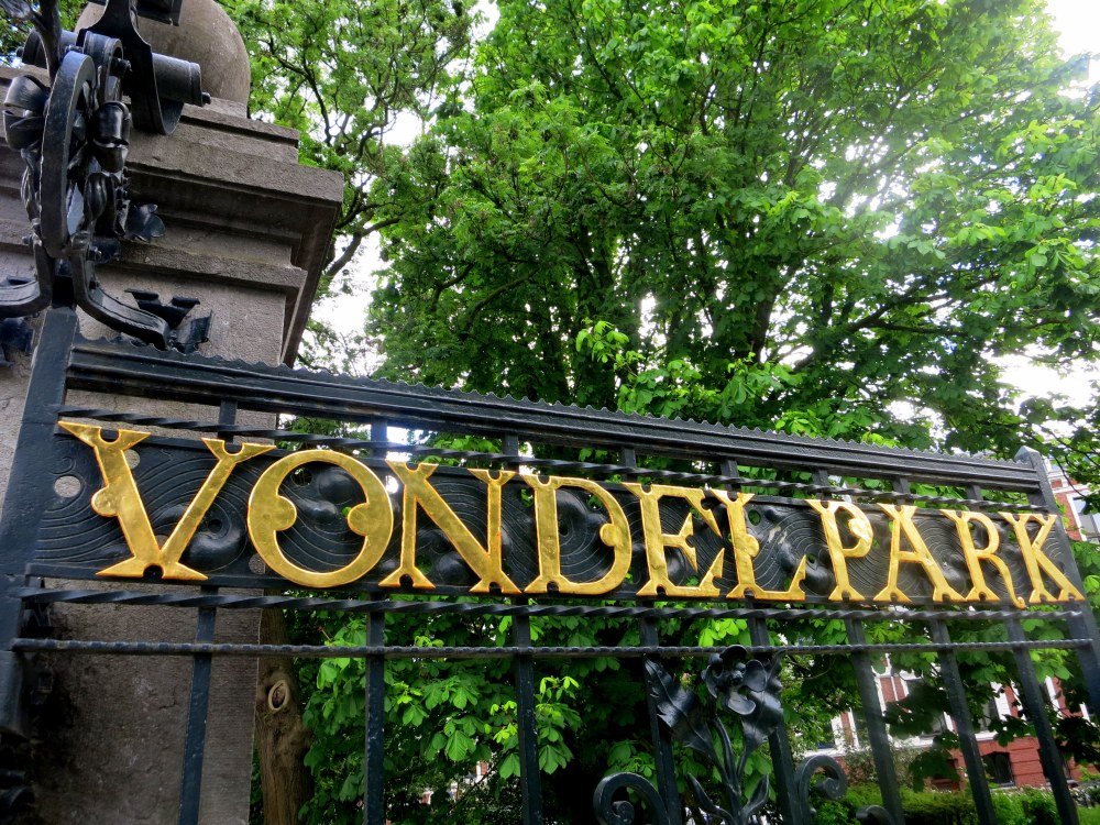 vondelpark-sign.jpg